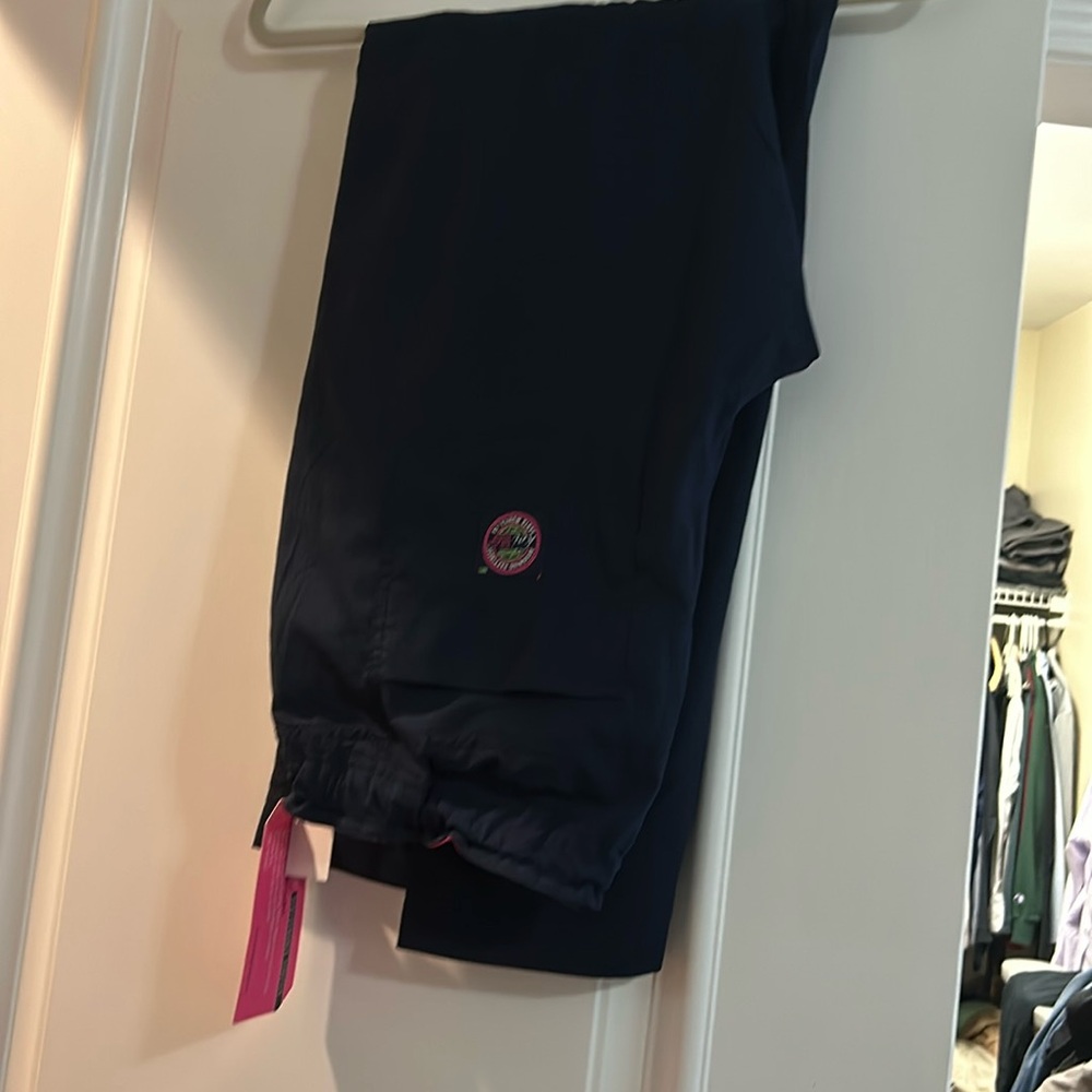 NWT- koi lite scrubs